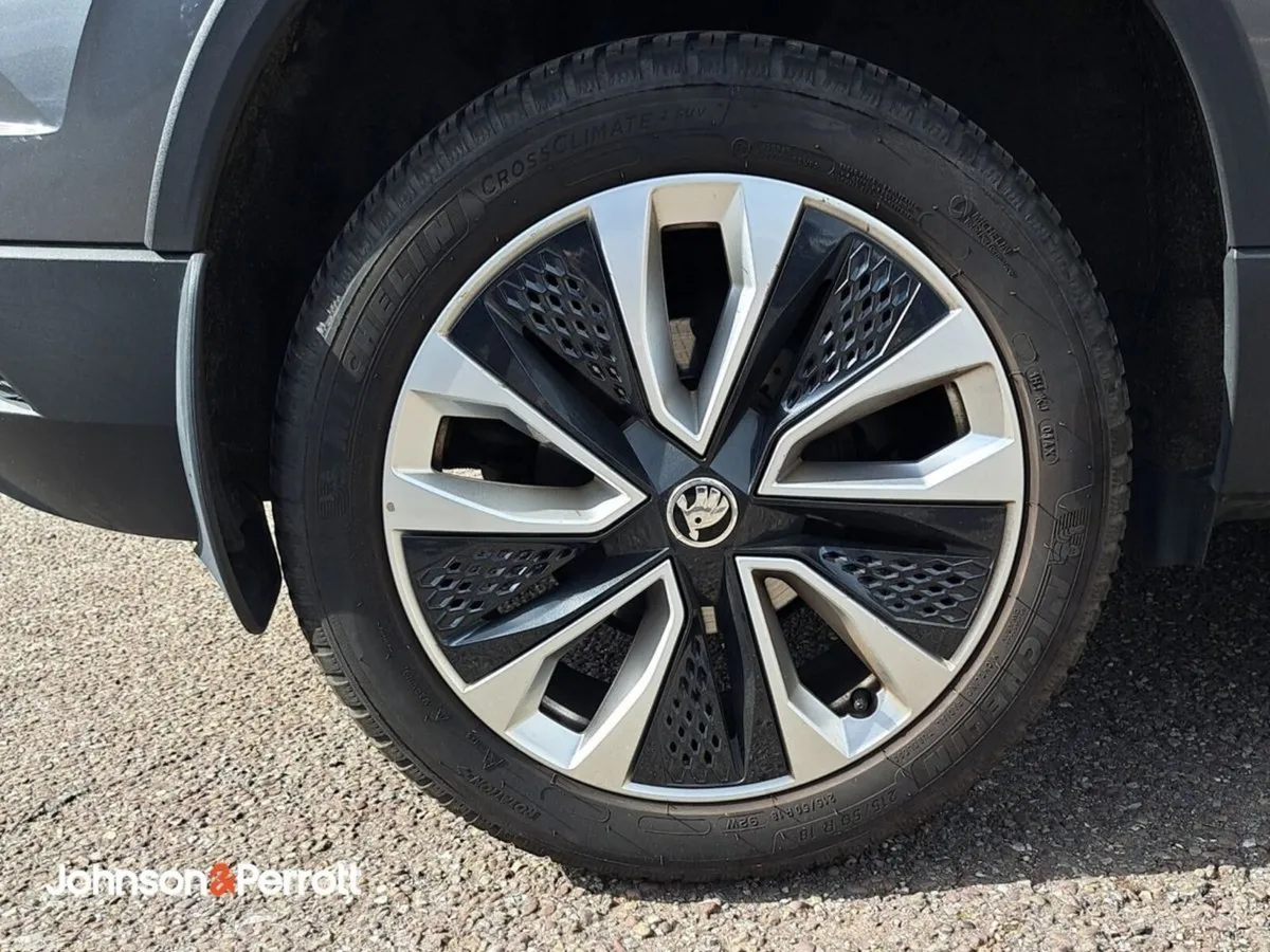 Skoda Karoq Estate, Diesel, 2022, Grey