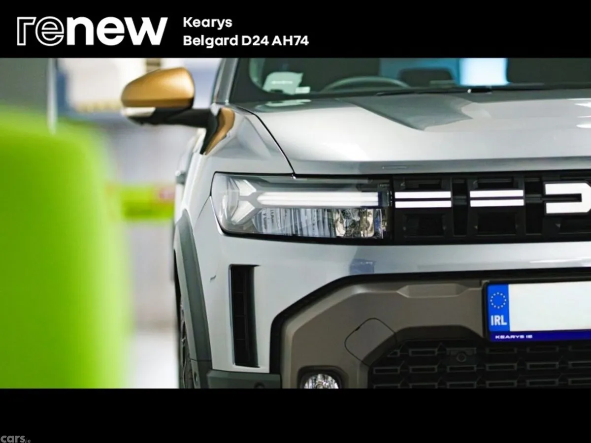 Dacia Duster SUV, Petrol Hybrid, 2025, Grey