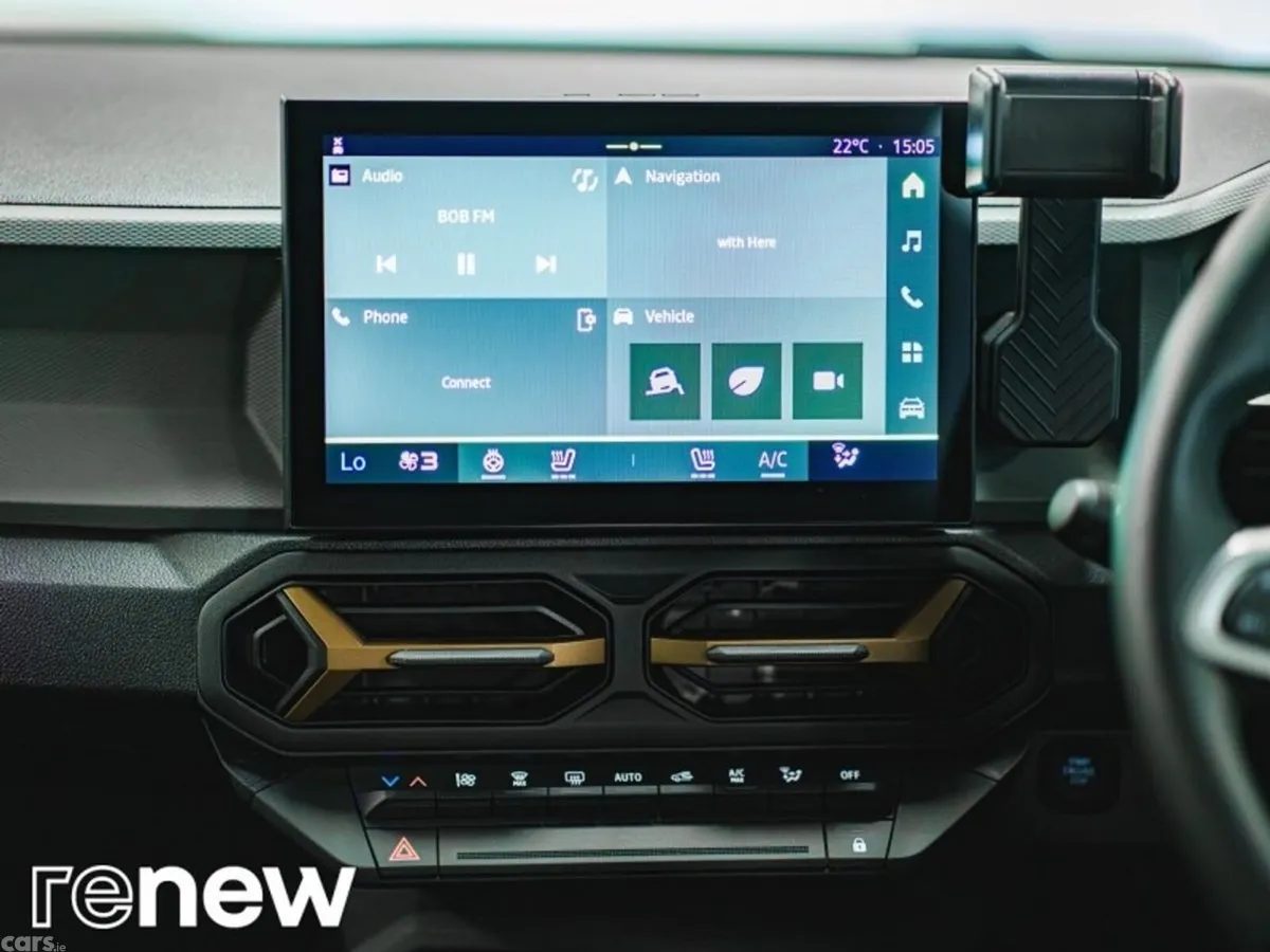 Dacia Duster SUV, Petrol Hybrid, 2025, Grey