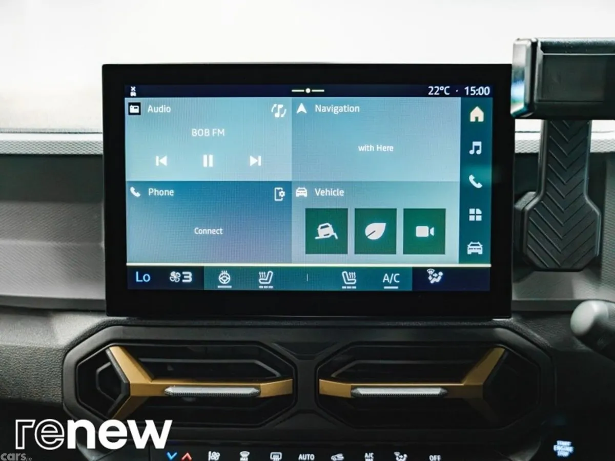Dacia Duster SUV, Petrol Hybrid, 2025, Grey