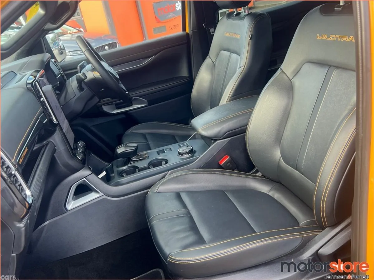 Ford Ranger MPV, Diesel, 2023, Orange