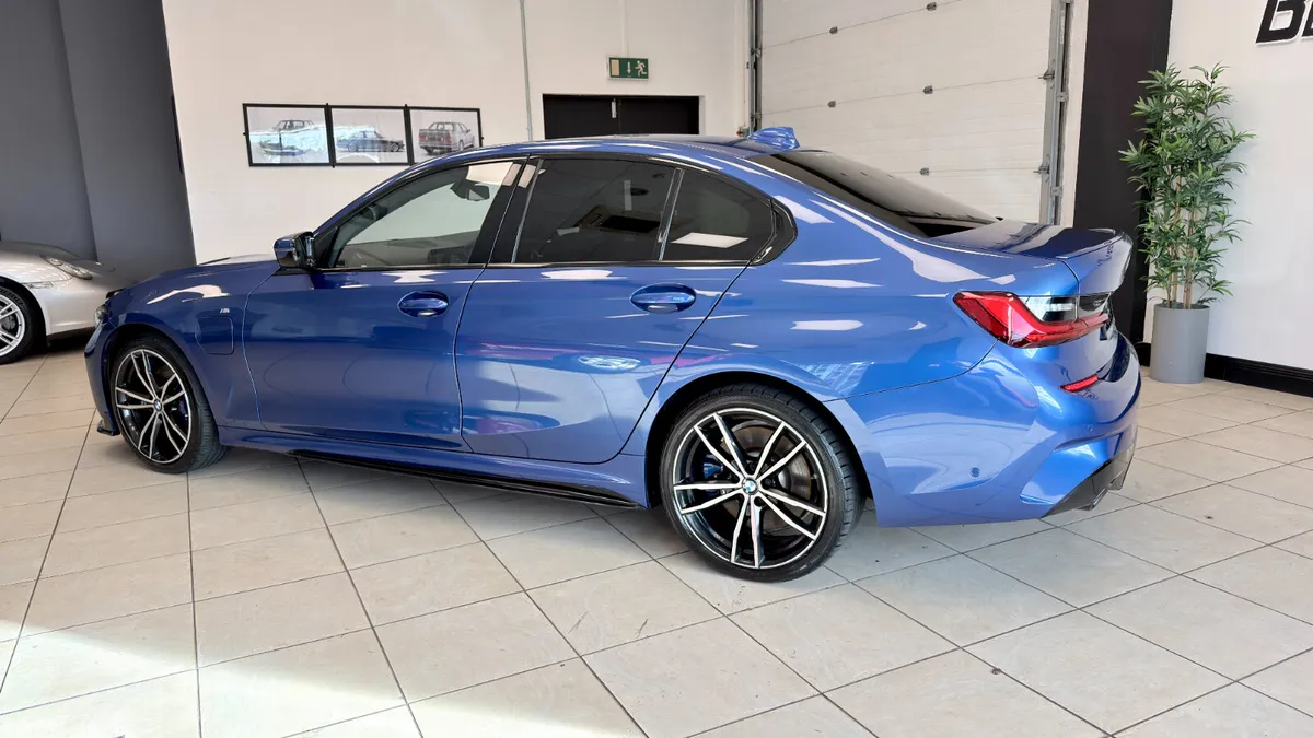 BMW 3-Series Saloon, Petrol Plug-in Hybrid, 2021, Blue