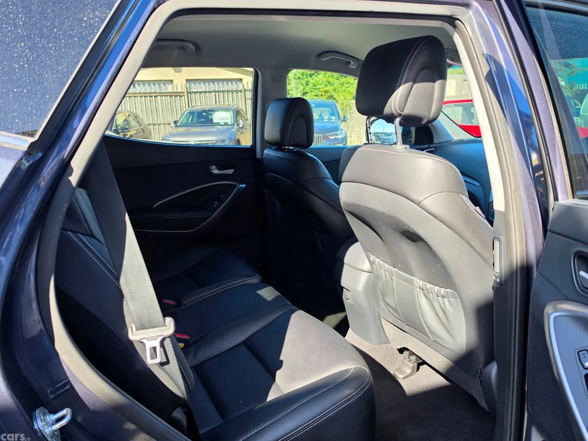 Hyundai Santa Fe SUV, Diesel, 2015, Blue