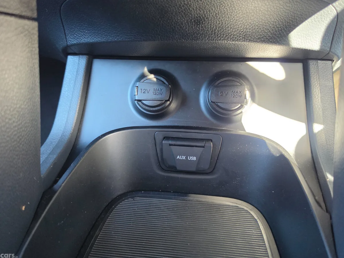 Hyundai Santa Fe SUV, Diesel, 2015, Blue