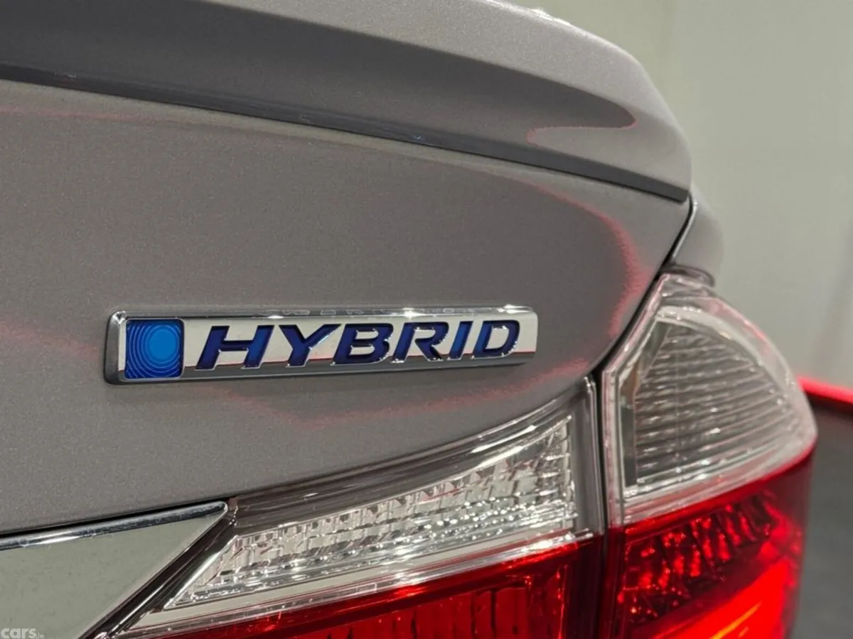 Honda Grace Saloon, Petrol Hybrid, 2021, Silver