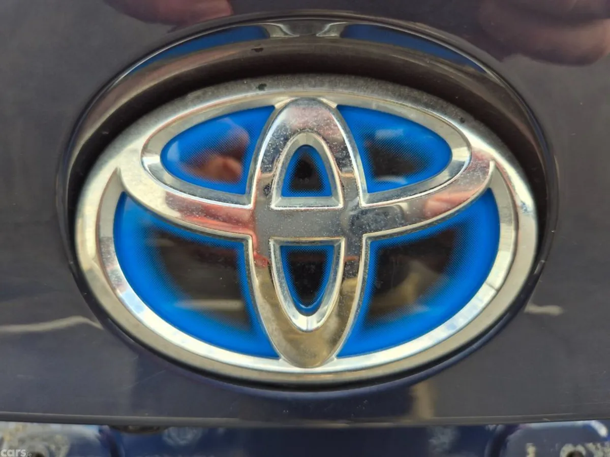 Toyota C-HR SUV, Petrol Hybrid, 2021, Blue