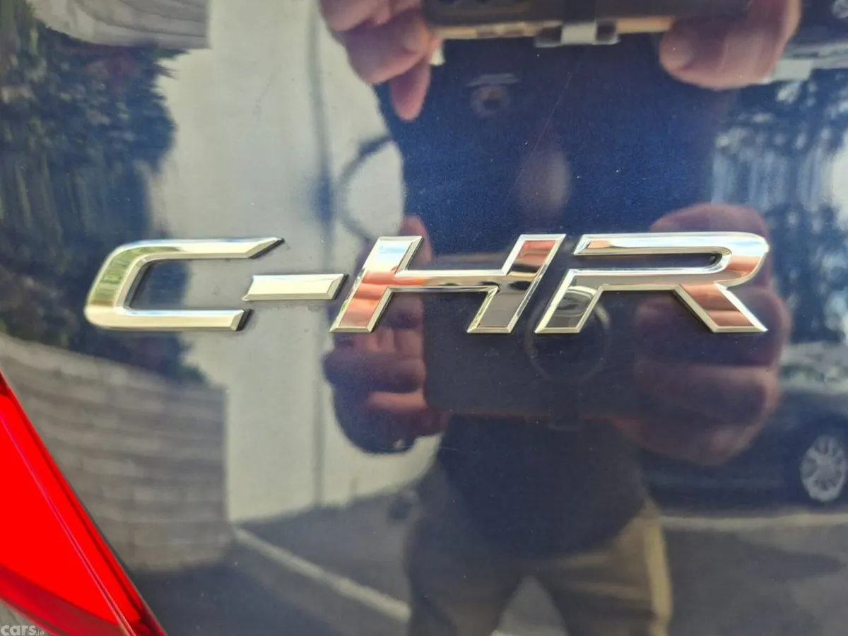 Toyota C-HR SUV, Petrol Hybrid, 2021, Blue