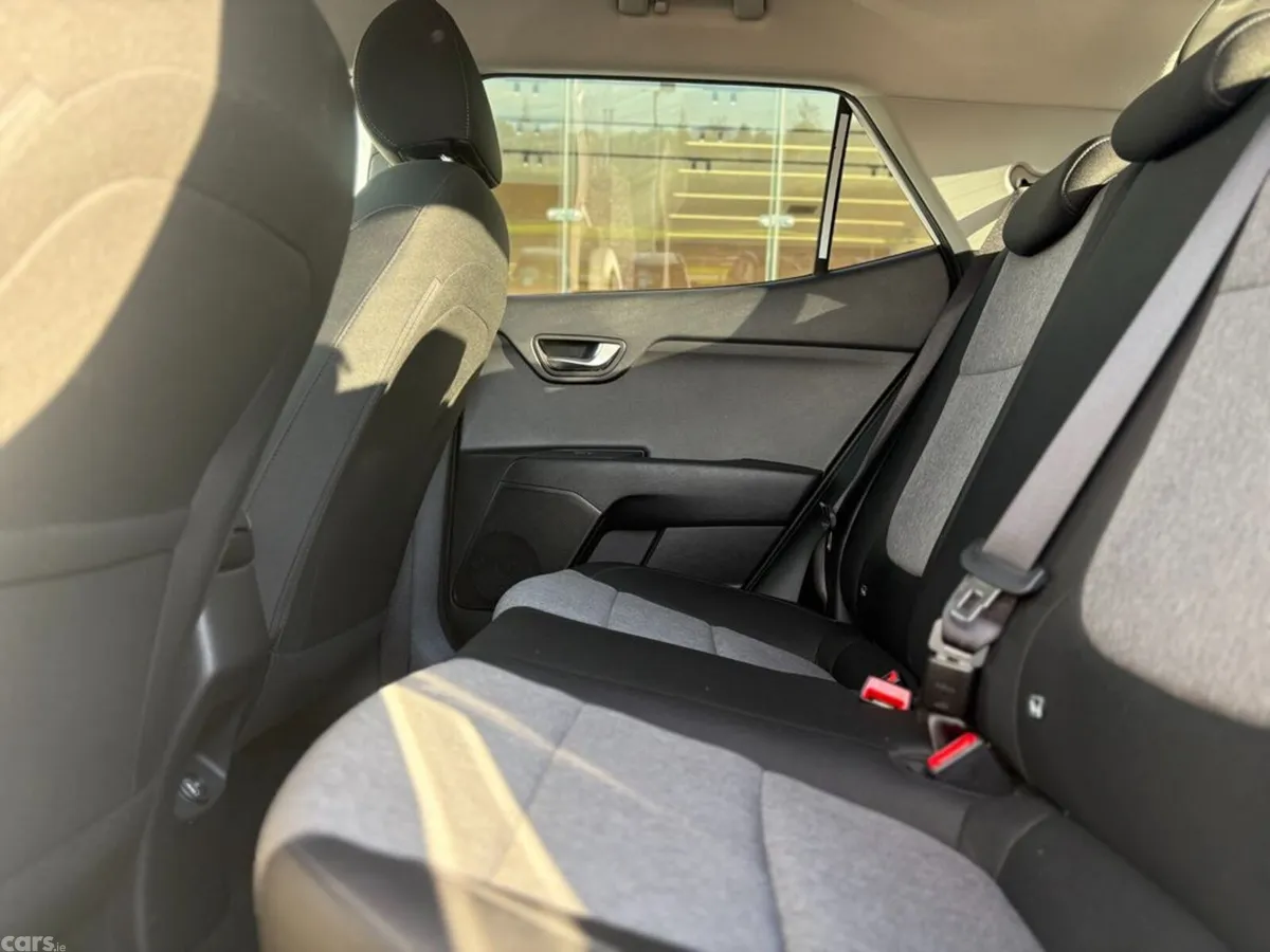 Kia Stonic Hatchback, Petrol, 2024, White