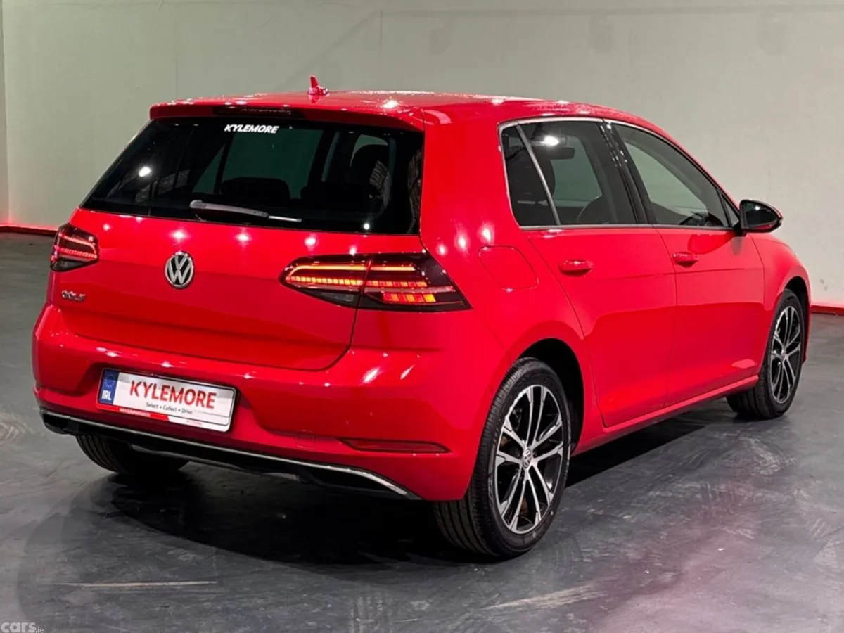 Volkswagen Golf Hatchback, Petrol, 2019, Red