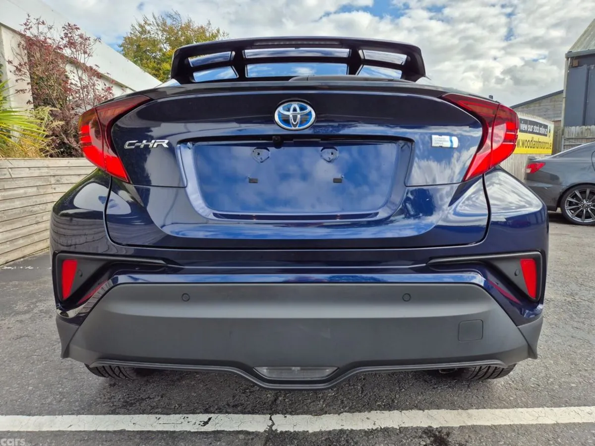 Toyota C-HR SUV, Petrol Hybrid, 2021, Blue
