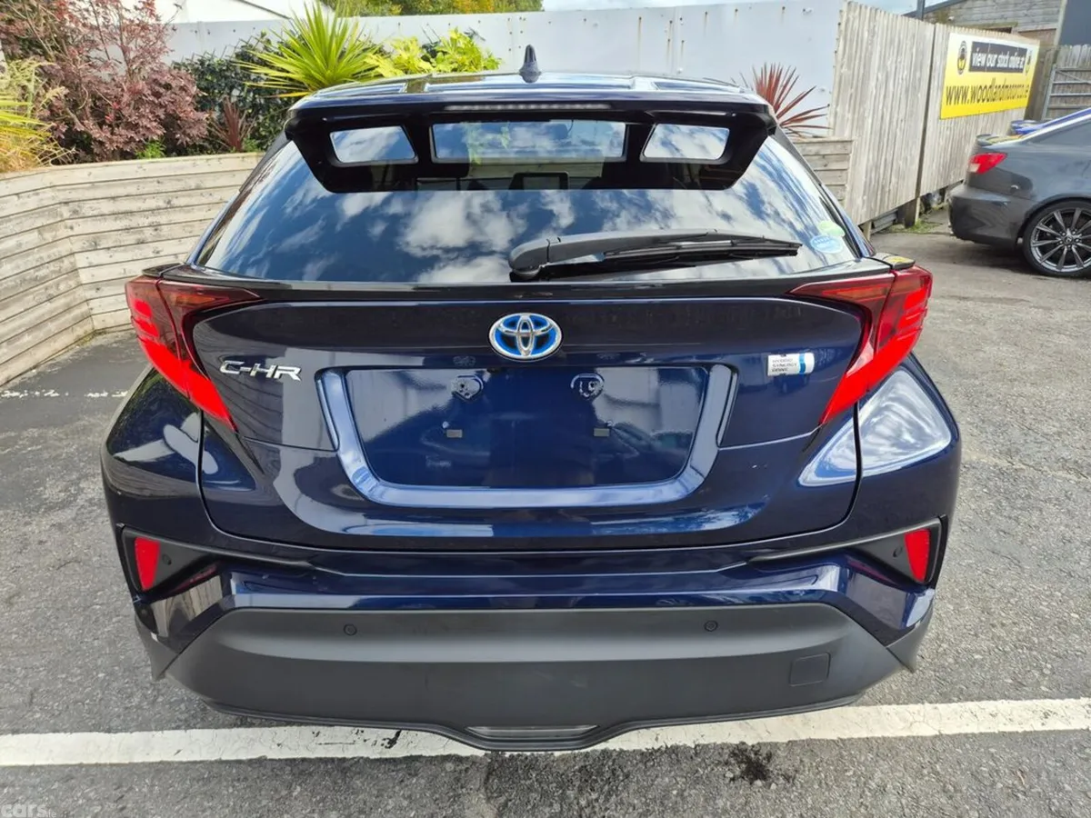 Toyota C-HR SUV, Petrol Hybrid, 2021, Blue