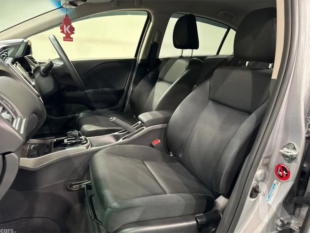 Honda Grace Saloon, Petrol Hybrid, 2021, Silver