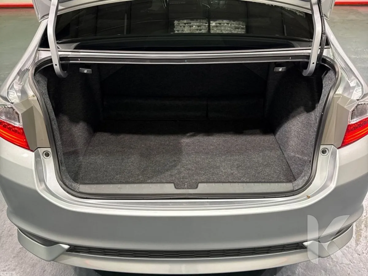 Honda Grace Saloon, Petrol Hybrid, 2021, Silver