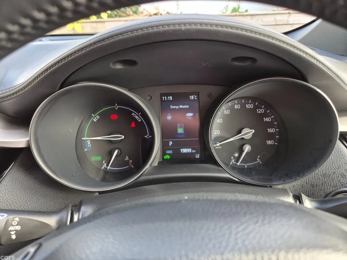 Toyota C-HR SUV, Petrol Hybrid, 2021, Blue