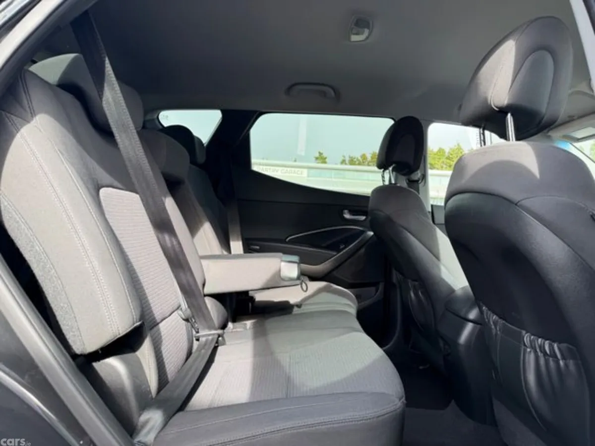 Hyundai Santa Fe Estate, Diesel, 2013, Black