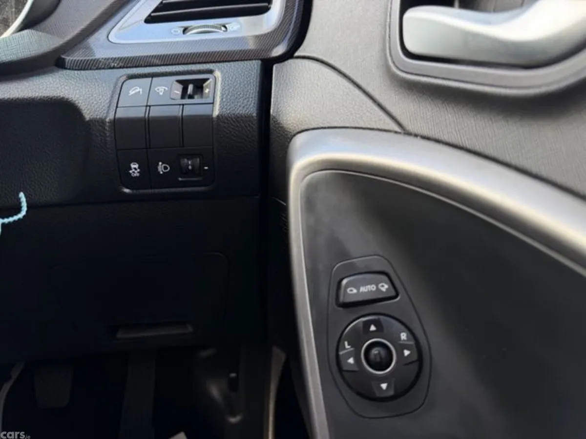Hyundai Santa Fe Estate, Diesel, 2013, Black