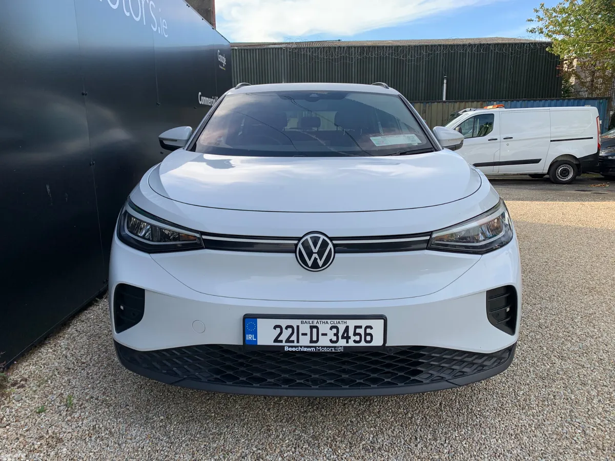 Volkswagen ID.4 Hatchback, Electric, 2022, White