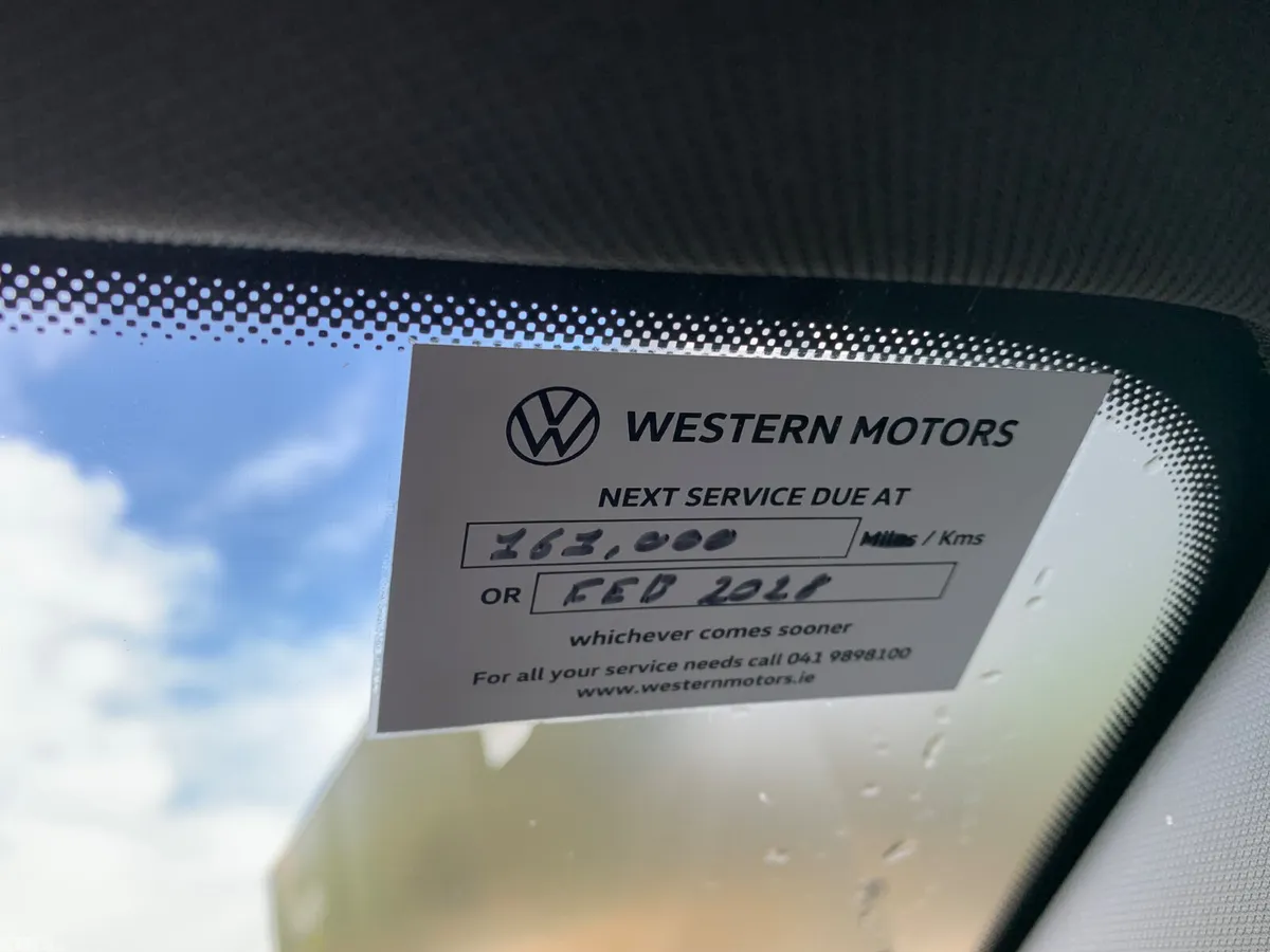 Volkswagen ID.4 Hatchback, Electric, 2022, White