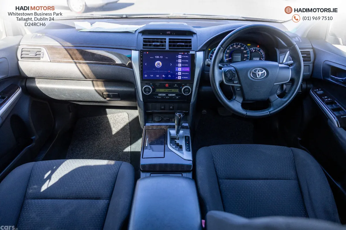 Toyota Camry Saloon, Petrol Hybrid, 2013, Green
