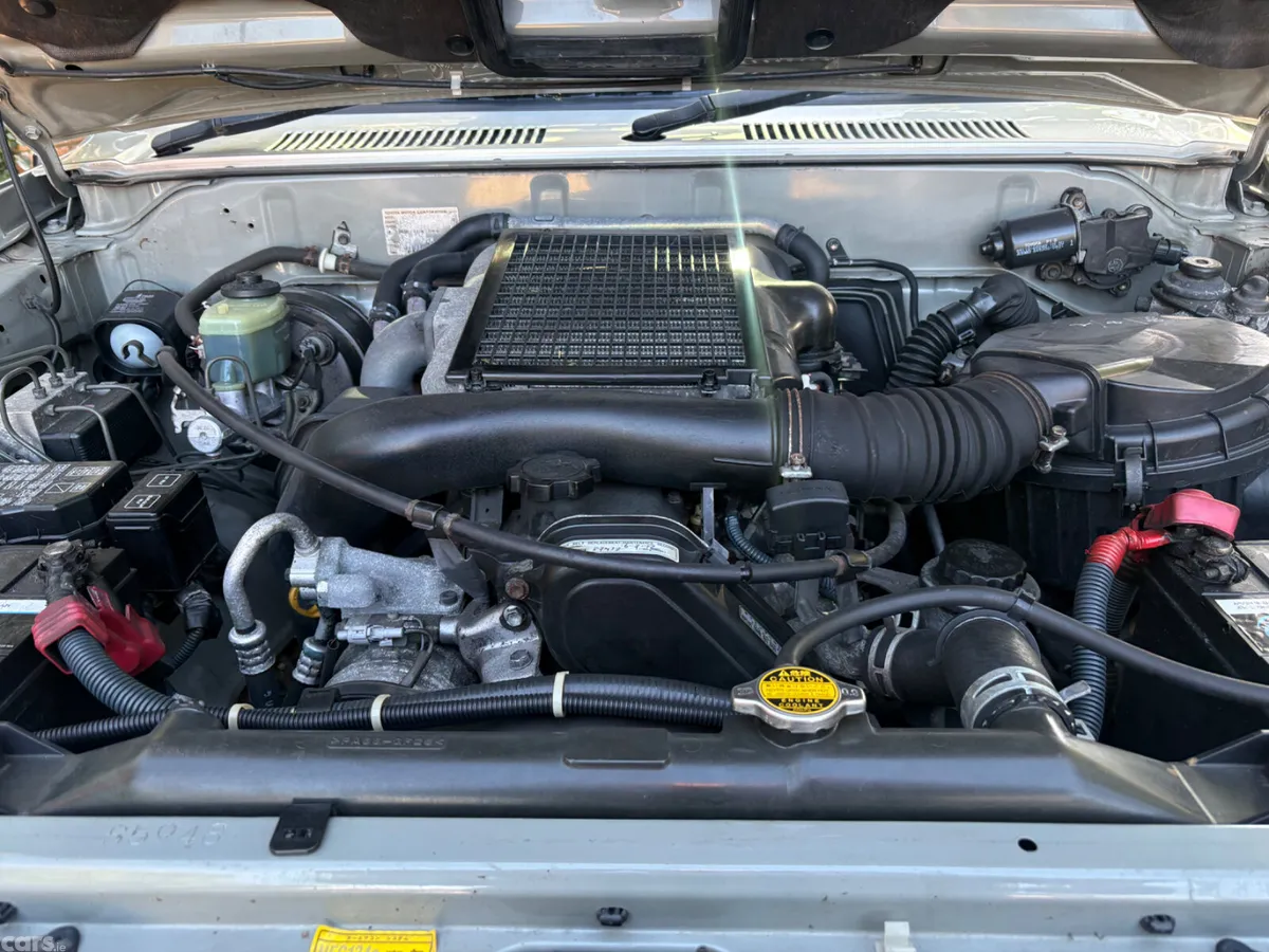 Toyota Land Cruiser SUV, Diesel, 1999, Silver