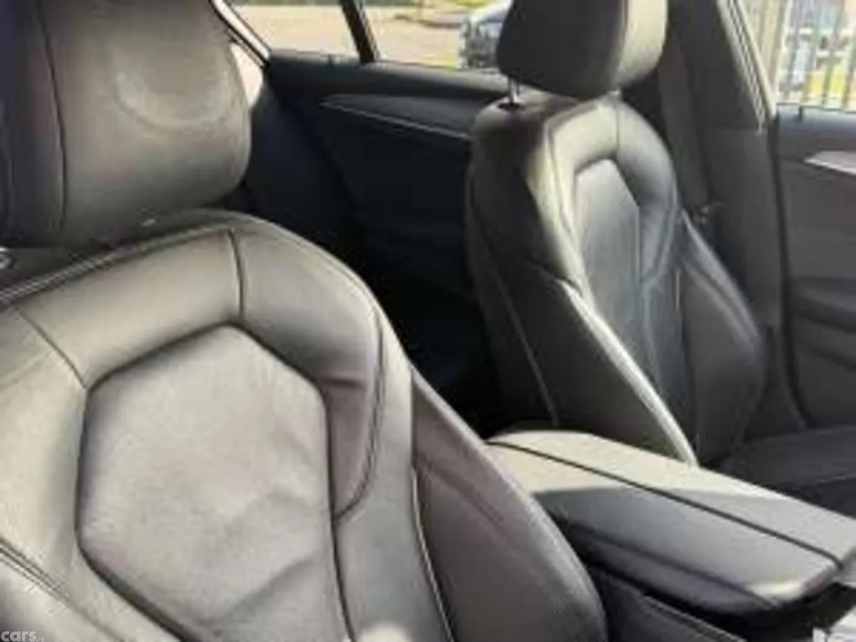 BMW 5-Series Saloon, Diesel, 2019, Blue