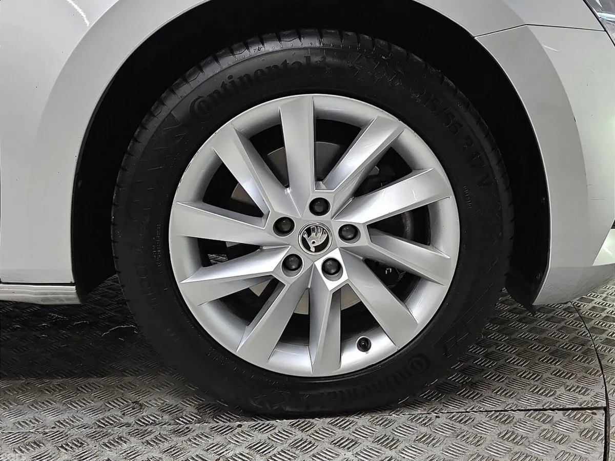Skoda Superb Estate, Diesel, 2023, Grey
