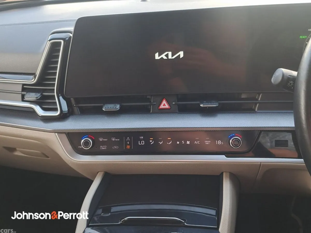 Kia Sportage SUV, Petrol Plug-in Hybrid, 2023, Grey