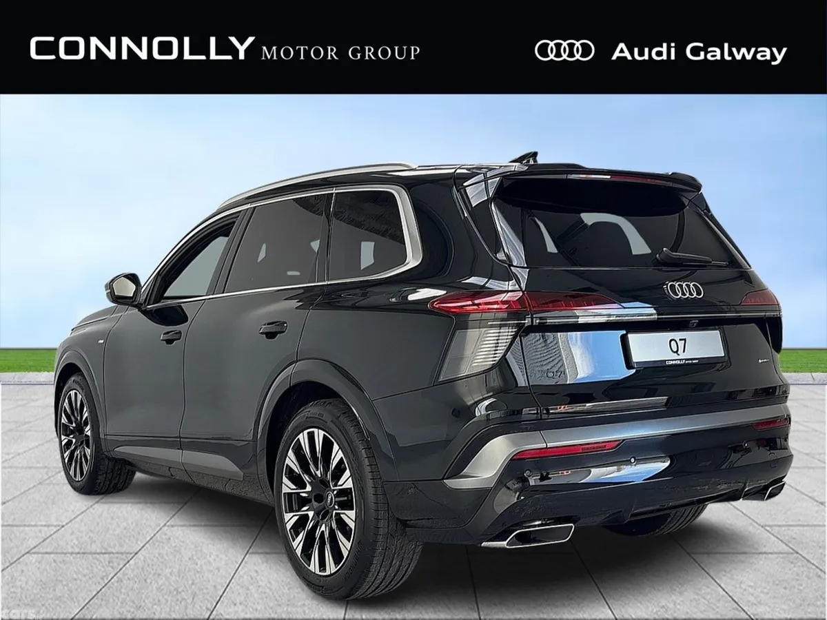 Audi Q7 SUV, Diesel, 2027, Green