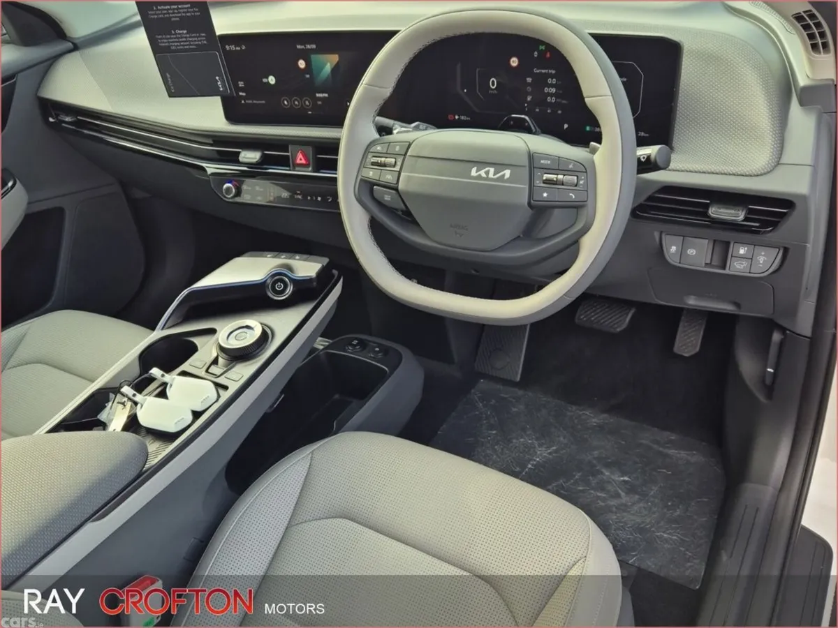 Kia EV6 MPV, Electric, 2026, White
