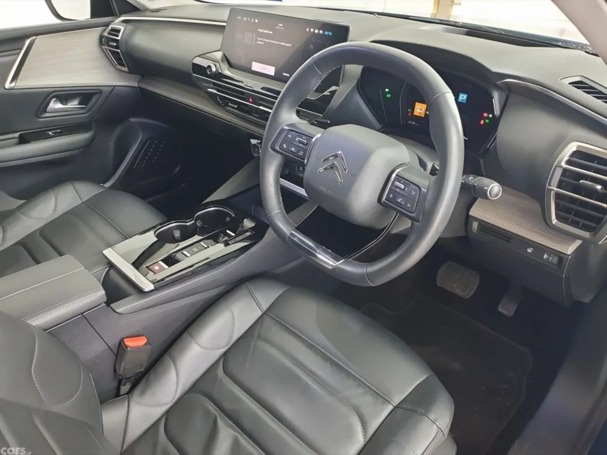 Citroen C5 X Estate, Petrol, 2024, Blue