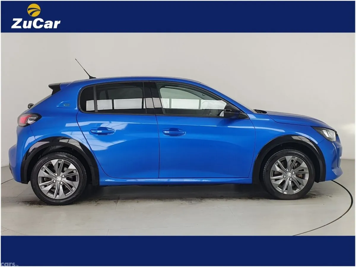 Peugeot 208 Hatchback, Electric, 2022, Blue