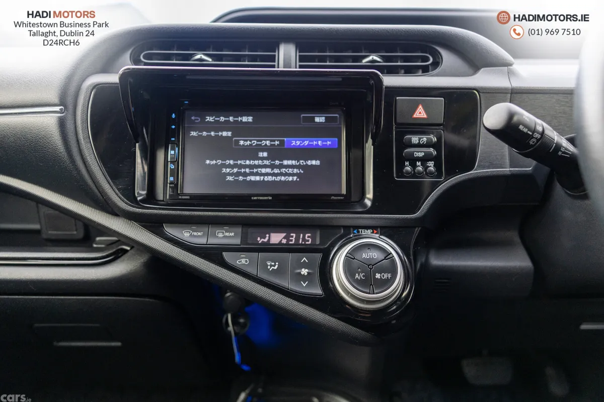 Toyota Aqua Hatchback, Petrol Hybrid, 2015, White