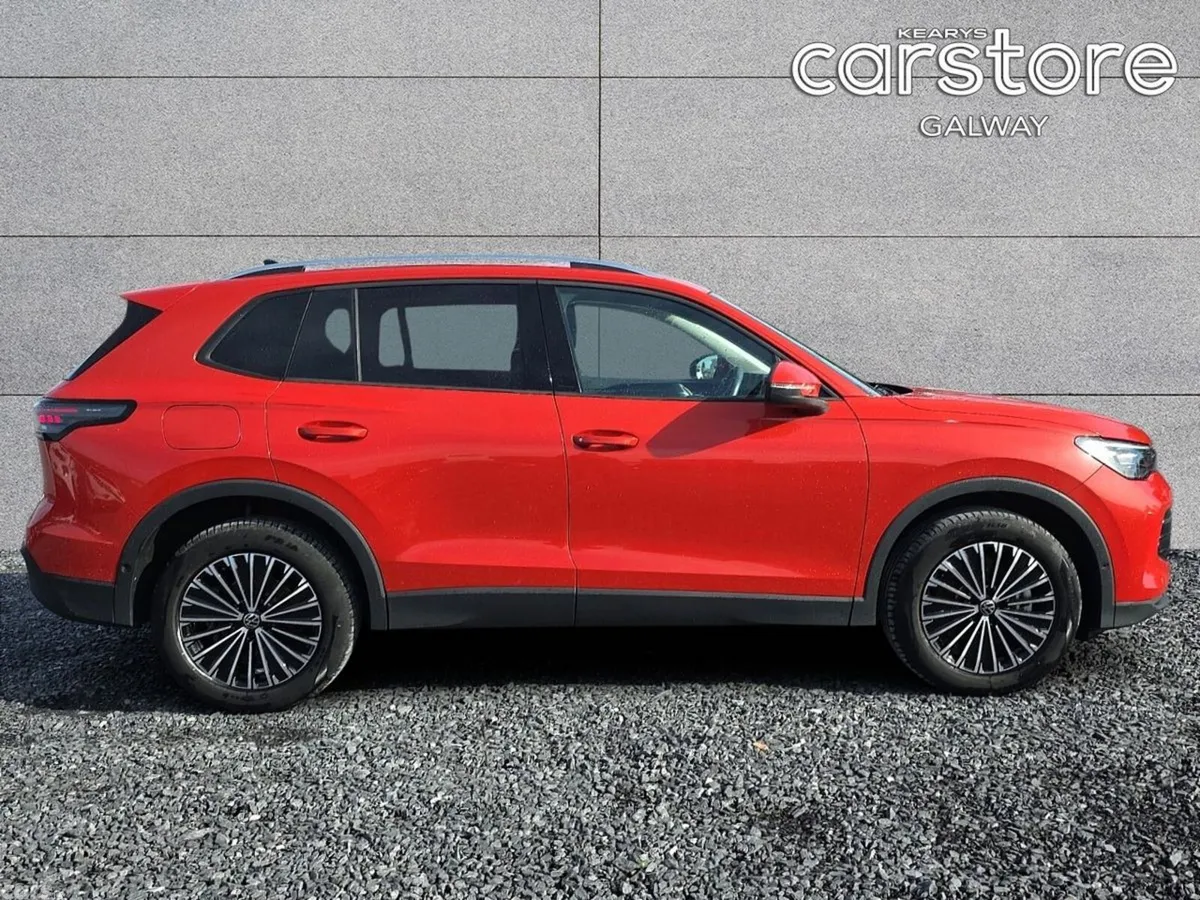 Volkswagen Tiguan SUV, Petrol Hybrid, 2024, Red