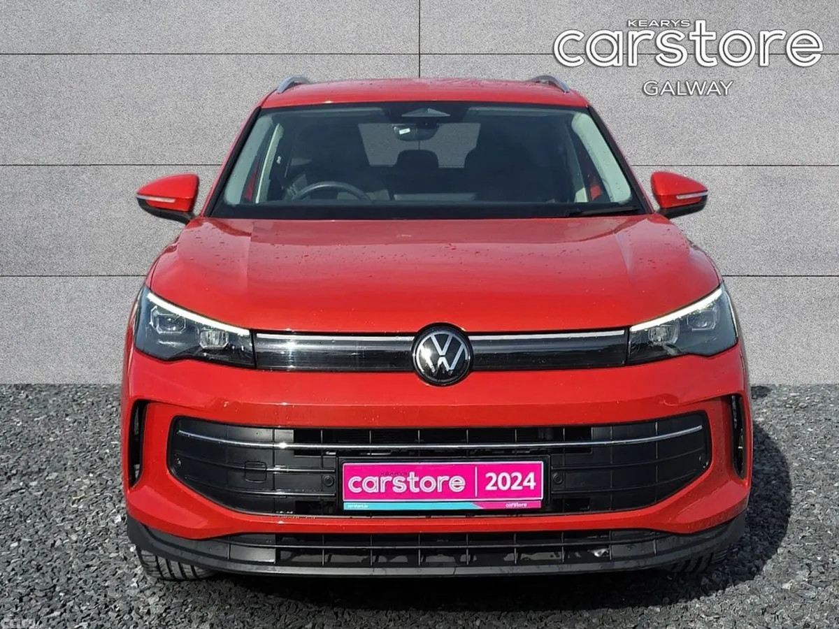 Volkswagen Tiguan SUV, Petrol Hybrid, 2024, Red