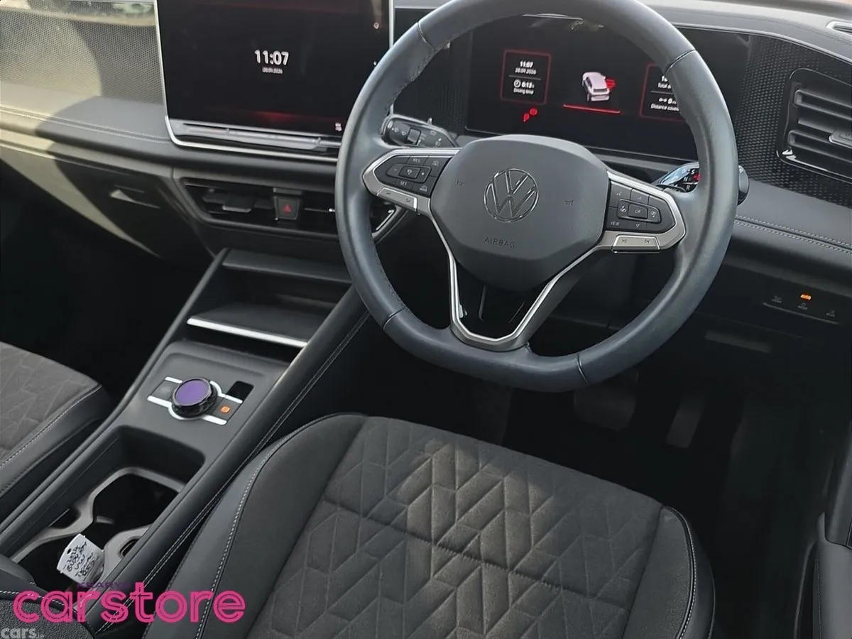Volkswagen Tiguan SUV, Petrol Hybrid, 2024, Red