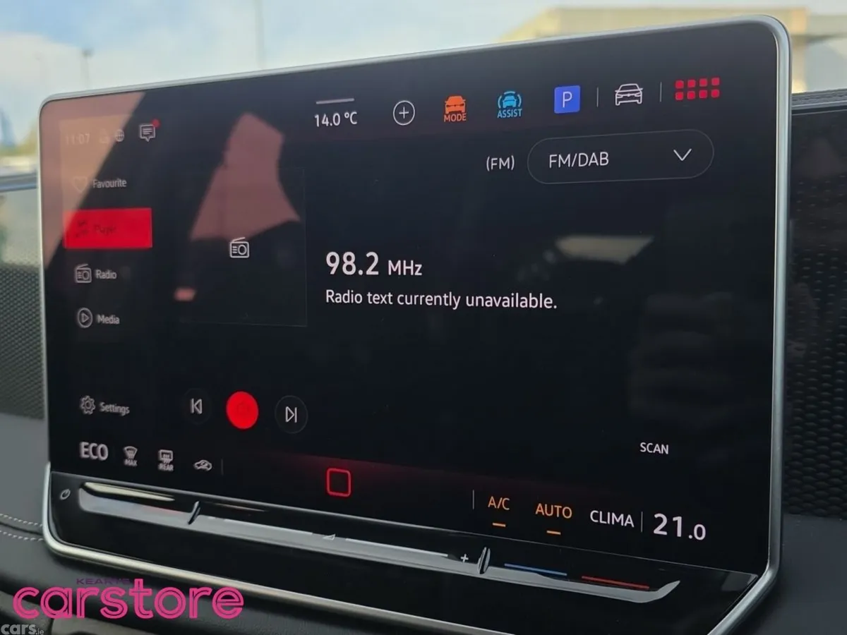 Volkswagen Tiguan SUV, Petrol Hybrid, 2024, Red