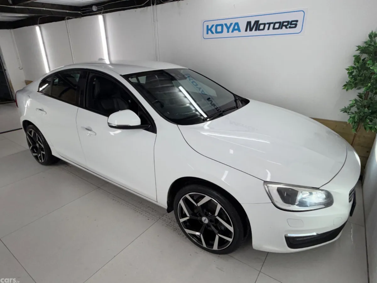 Volvo S60 Saloon, Diesel, 2017, White
