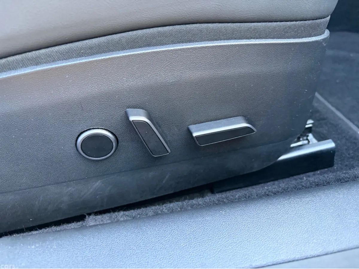 Tesla Model 3 Saloon, Electric, 2023, Grey