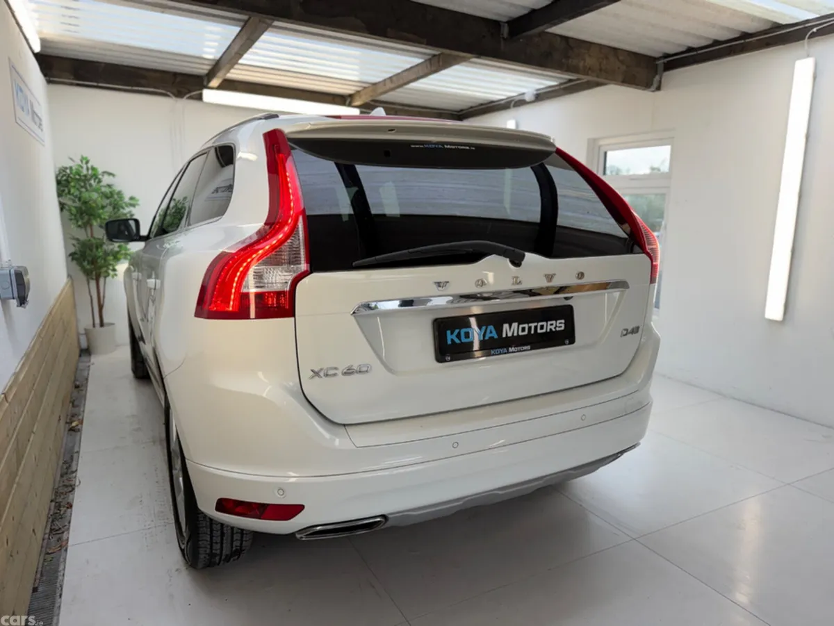 Volvo XC60 SUV, Diesel, 2017, White