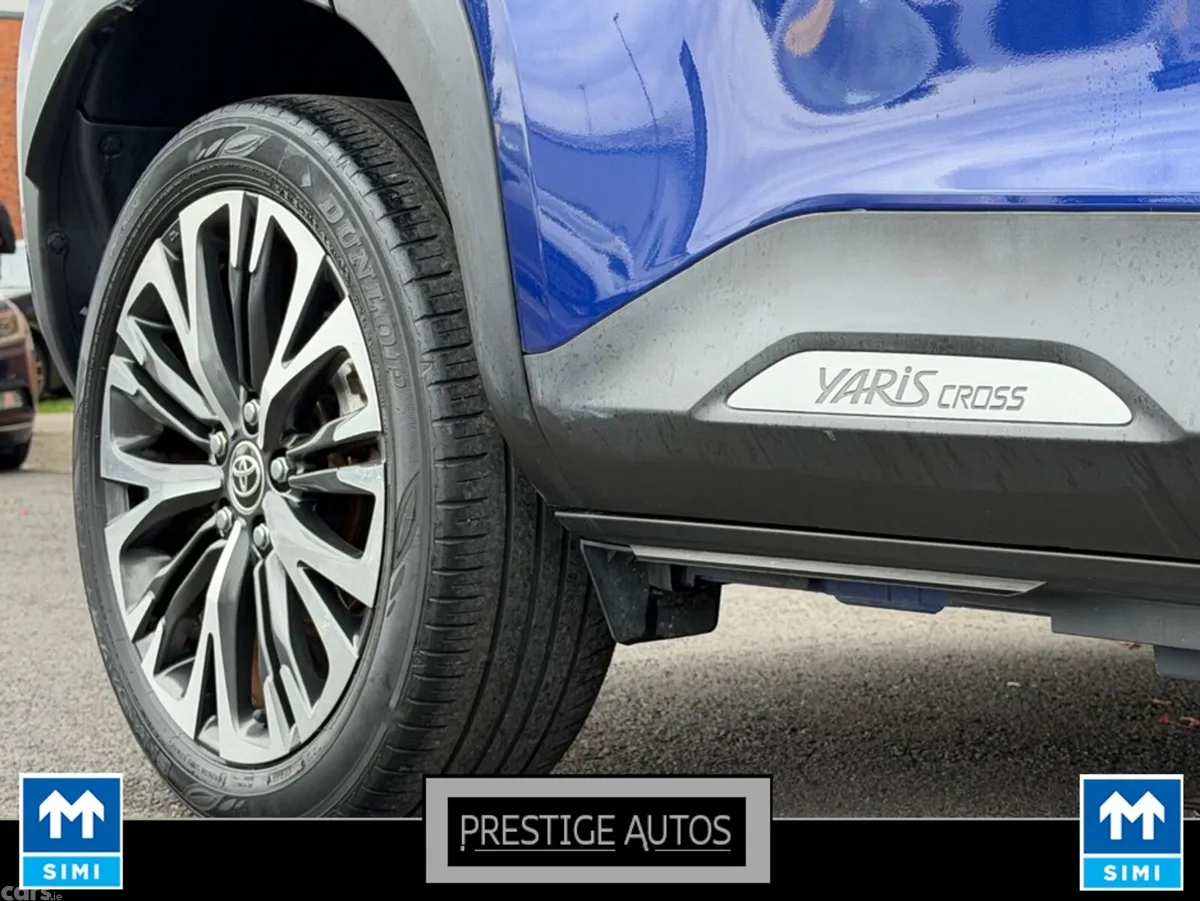 Toyota Yaris Cross SUV, Petrol Hybrid, 2021, Blue