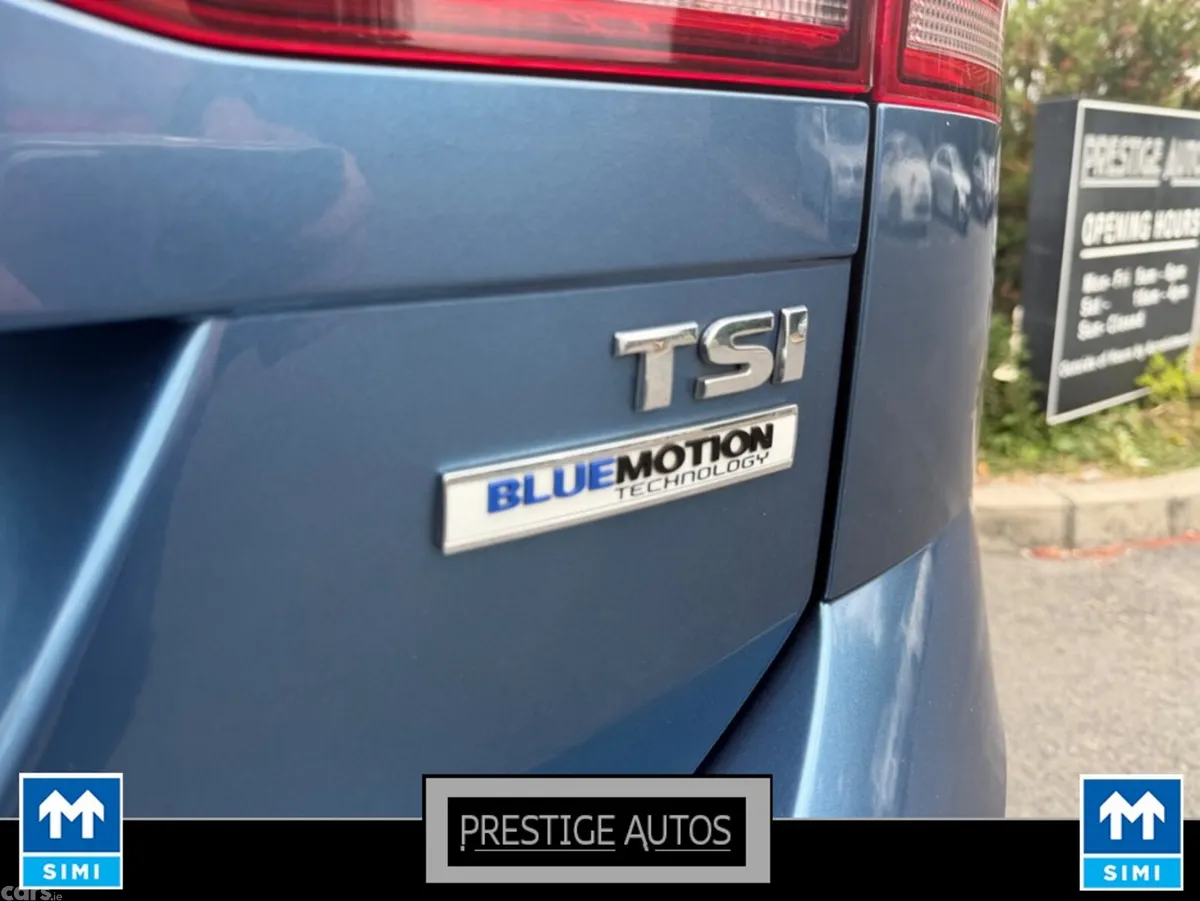 Volkswagen Golf Estate, Petrol, 2017, Blue