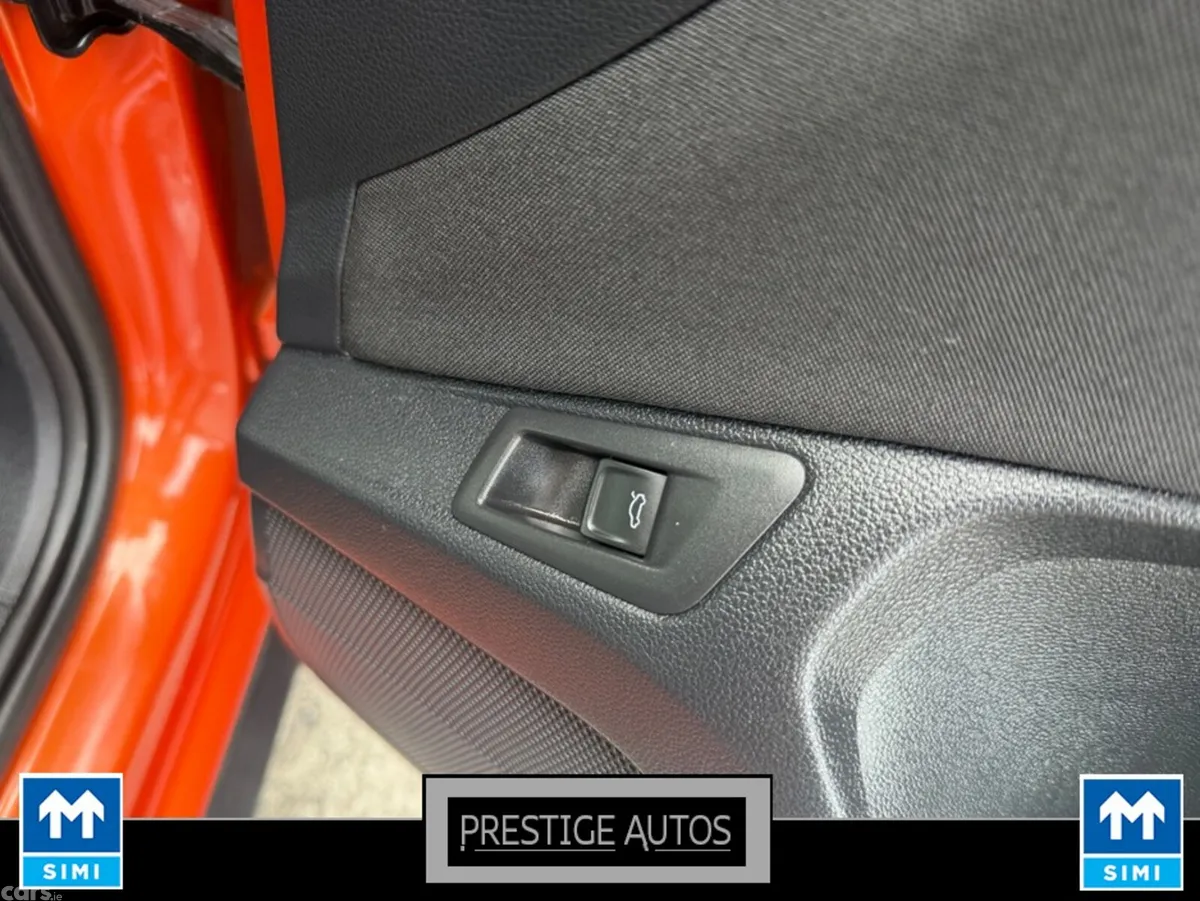 Volkswagen T-Roc SUV, Diesel, 2020, Orange
