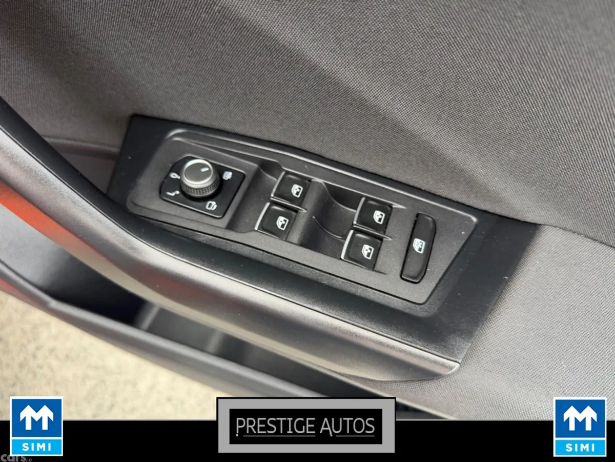 Volkswagen T-Roc SUV, Diesel, 2020, Orange