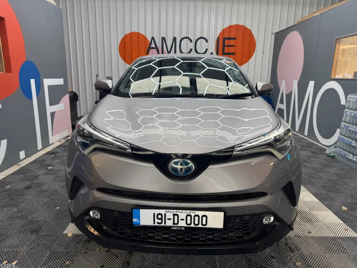 Toyota C-HR SUV, Petrol Hybrid, 2019, Silver