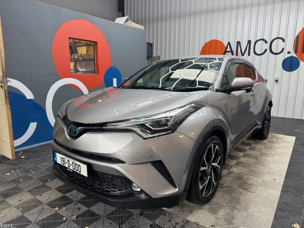 Toyota C-HR SUV, Petrol Hybrid, 2019, Silver