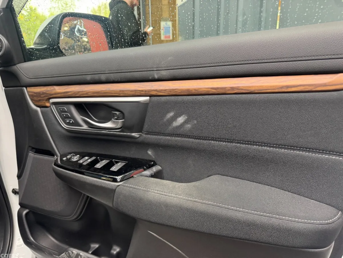 Honda CR-V SUV, Petrol Hybrid, 2019, White