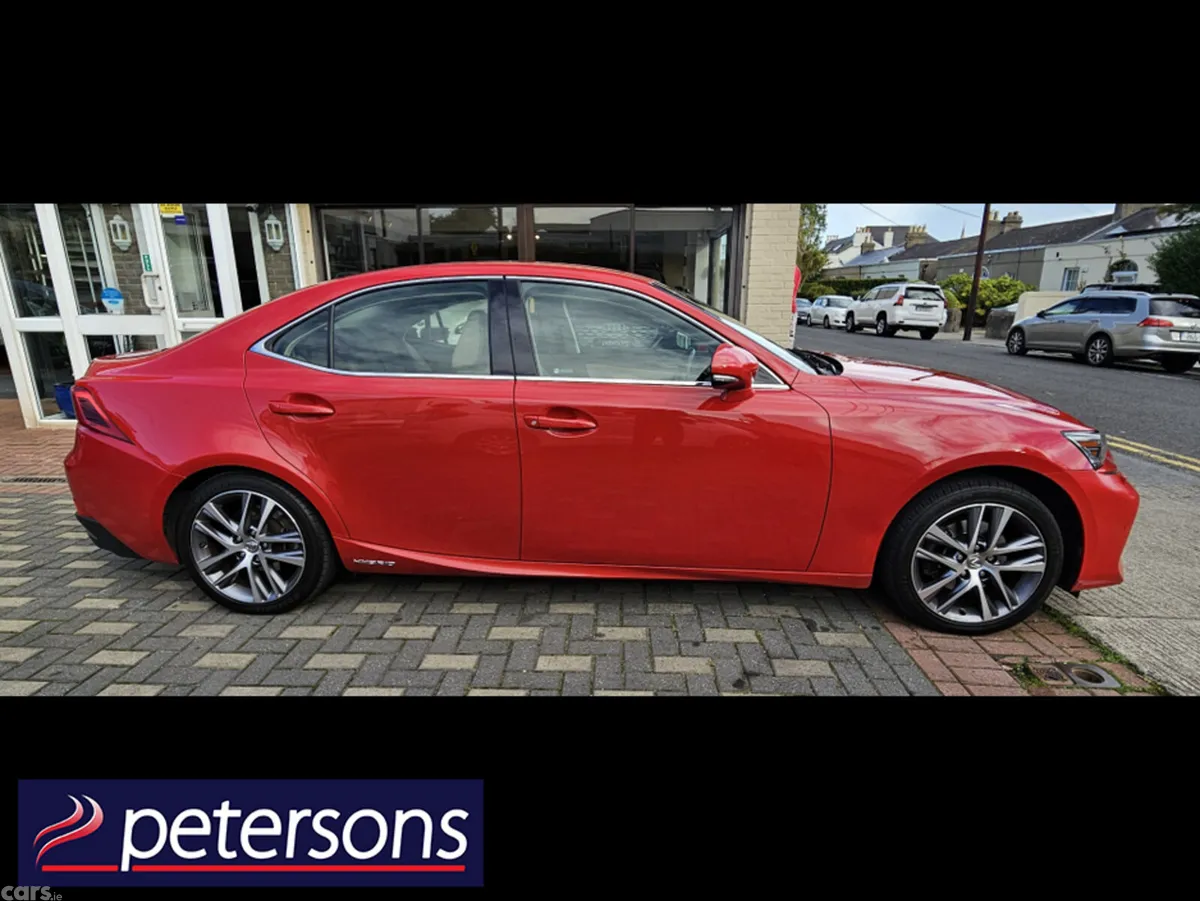 Lexus IS Saloon, Petrol Hybrid, 2017, Red