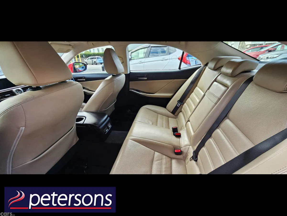 Lexus IS Saloon, Petrol Hybrid, 2017, Red