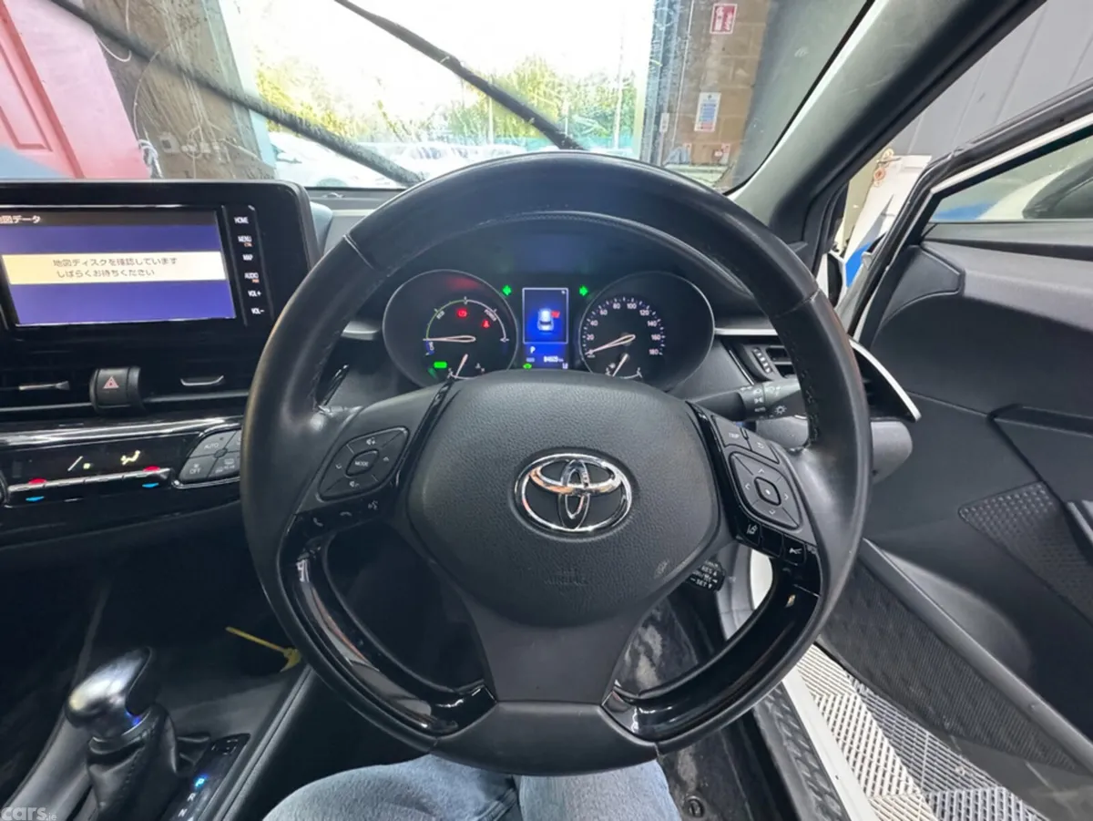 Toyota C-HR SUV, Petrol, 2019, White