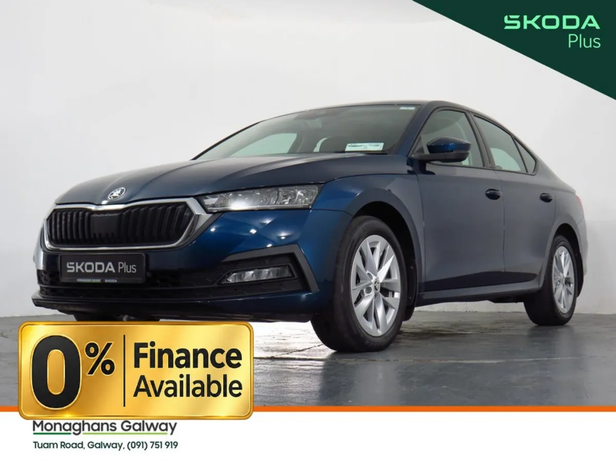 Skoda Octavia Hatchback, Diesel, 2023, Blue